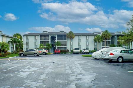 4701 Lakeside Club Blvd