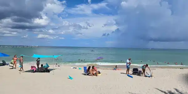 3000 S Ocean Dr
