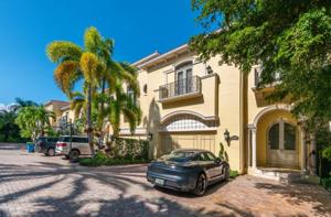 1518 Island Blvd