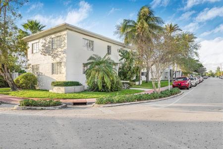 8300 Crespi Blvd