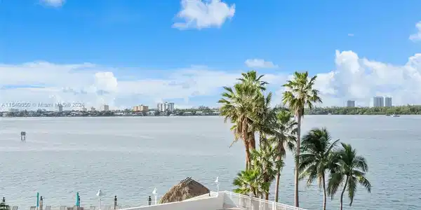 10350 W Bay Harbor Dr