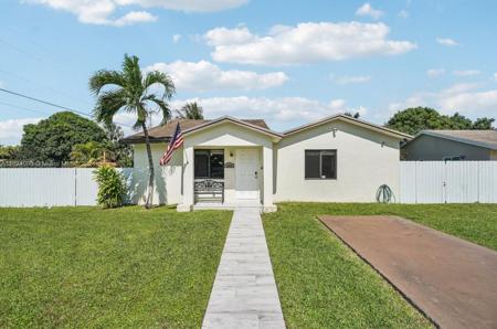 15985 SW 304th Ter