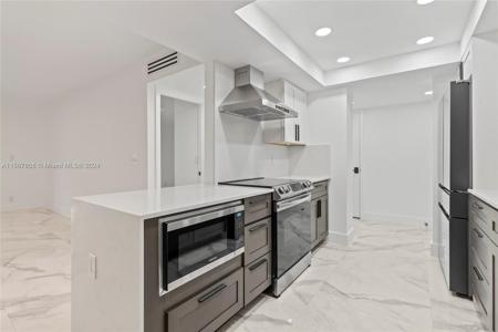1111 S Ocean Blvd