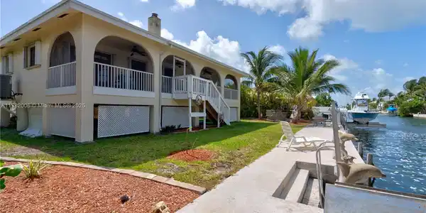246 Colson Dr