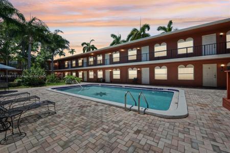 1405 Miami Rd