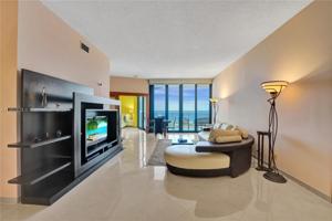 20281 E Country Club Dr