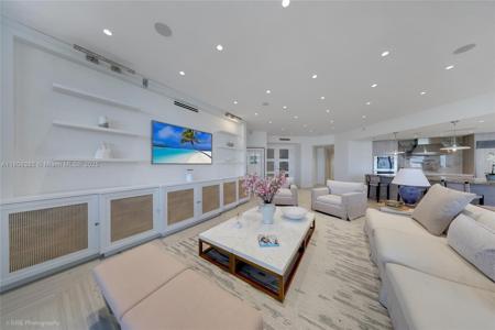 10225 Collins Ave
