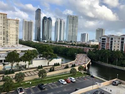 250 174th St Unit 705