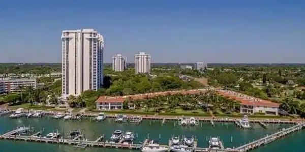 4000 Towerside Ter