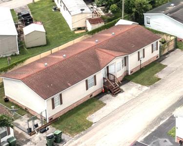 220 NE 12th Ave, Lot 42