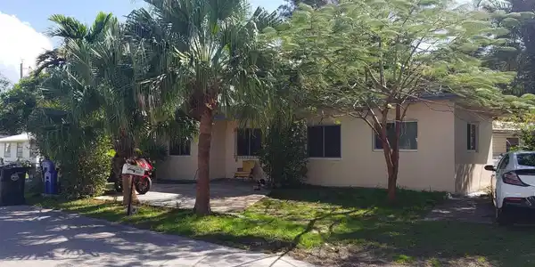 2334 NE 136th