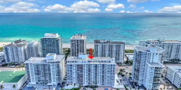 5700 Collins Ave