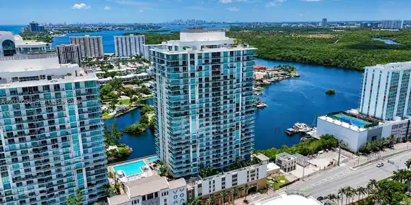 330 Sunny Isles Blvd