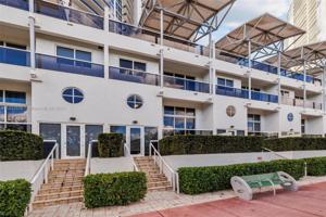 400 Alton Rd Unit TH-2A