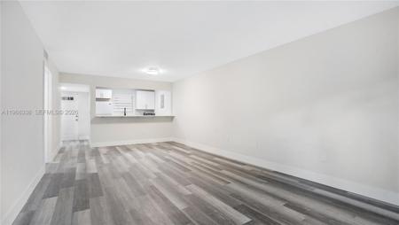 1235 Mariposa Ave