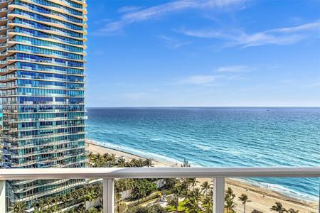 19333 Collins Ave Unit 1704