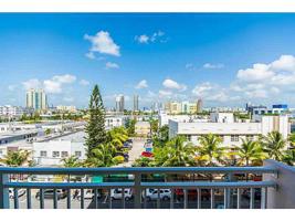 345 Ocean Dr Unit 502