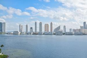 4000 Island Blvd Unit 1206