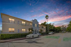736 13th St Unit 210