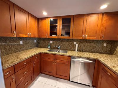1000 Parkview Dr