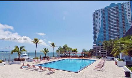 999 Brickell Bay Dr