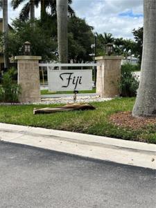 134 SE 28th Ter