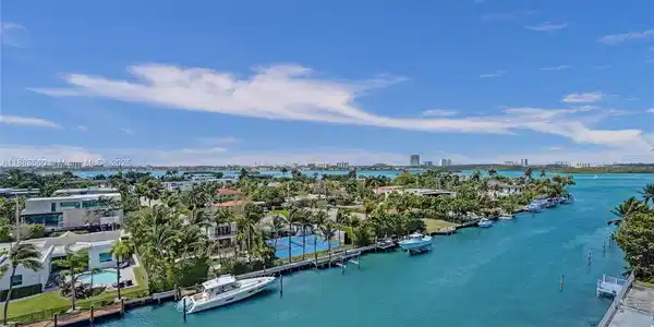 10000 W Bay Harbor Dr