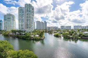 330 Sunny Isles Blvd Unit 5-504