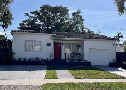 784 NE 81st