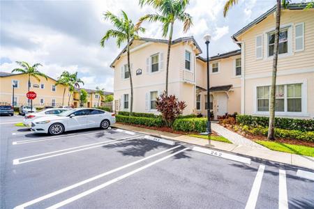 153 SE 28th Pl