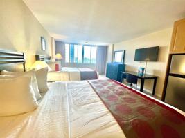 19201 Collins Ave Unit 603
