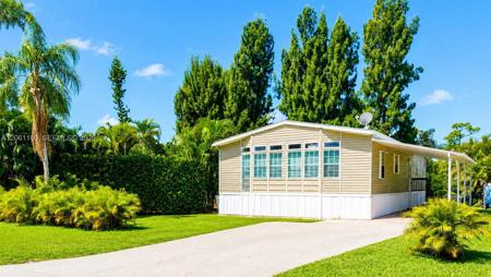 20472 Luettich Ln