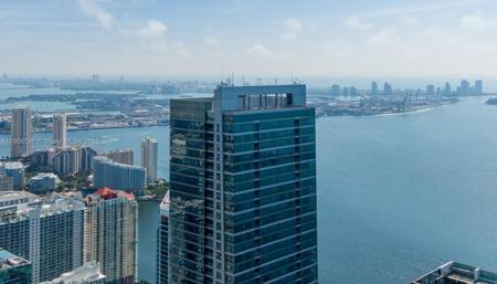 1425 Brickell Ave