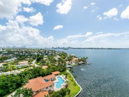 1800 NE 114th St Unit 803