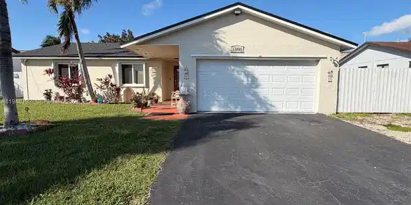 12285 SW 257th Ter