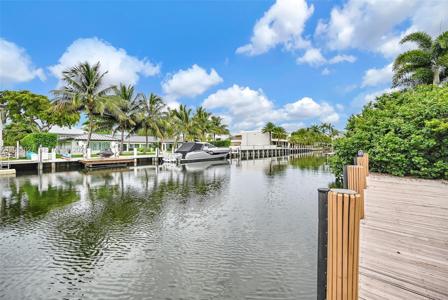 2311 Delmar Pl