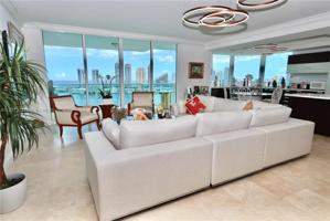 3201 NE 183rd St Unit 2608