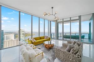 2900 NE 7th Avenue Unit 4901