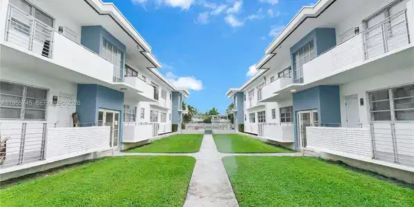 200 S Shore Dr