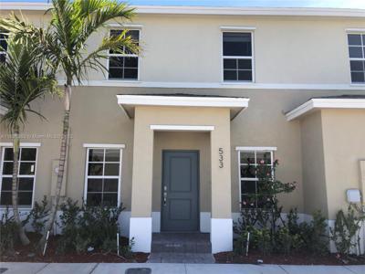 533 NE 5th Pl