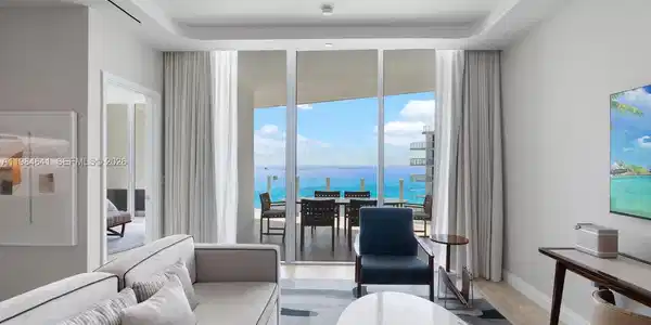 525 N Fort Lauderdale Beach Blvd