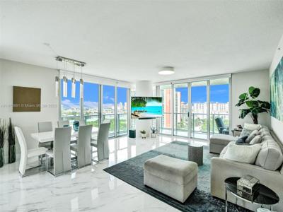 300 Sunny Isles Blvd