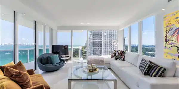 10275 Collins Ave