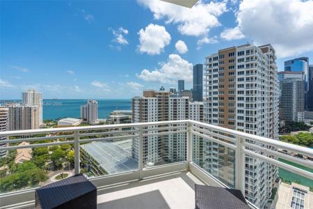 900 Brickell Key Blvd