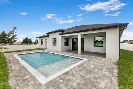 4330 NW 34th Ave