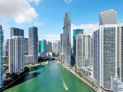 300 Biscayne Boulevard Way