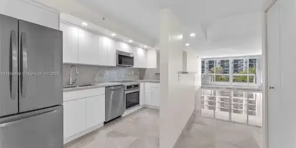 1717 N Bayshore Dr