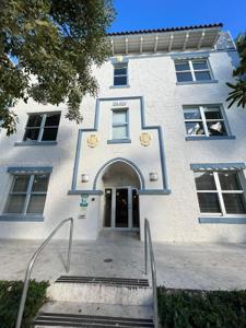 1611 Meridian Ave Unit 101