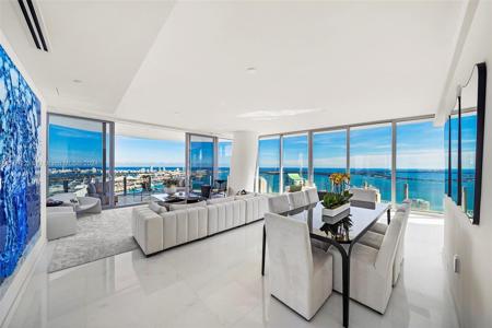 300 Biscayne Blvd Way