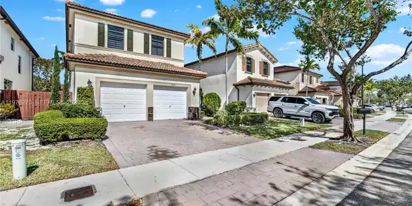 9243 SW 227th Ter